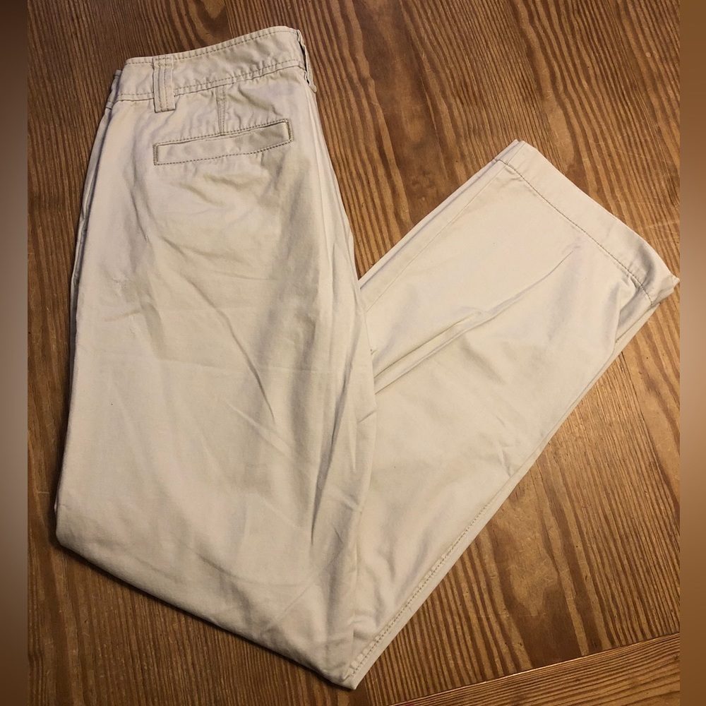 GAP - Ladies distressed 100% cotton casual pants. Size 10R. Very Good condition.